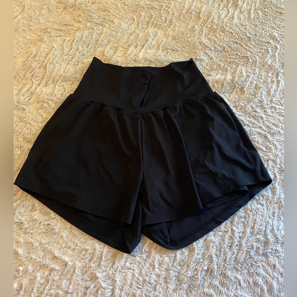 HALARA Women's Black Athletic Shorts